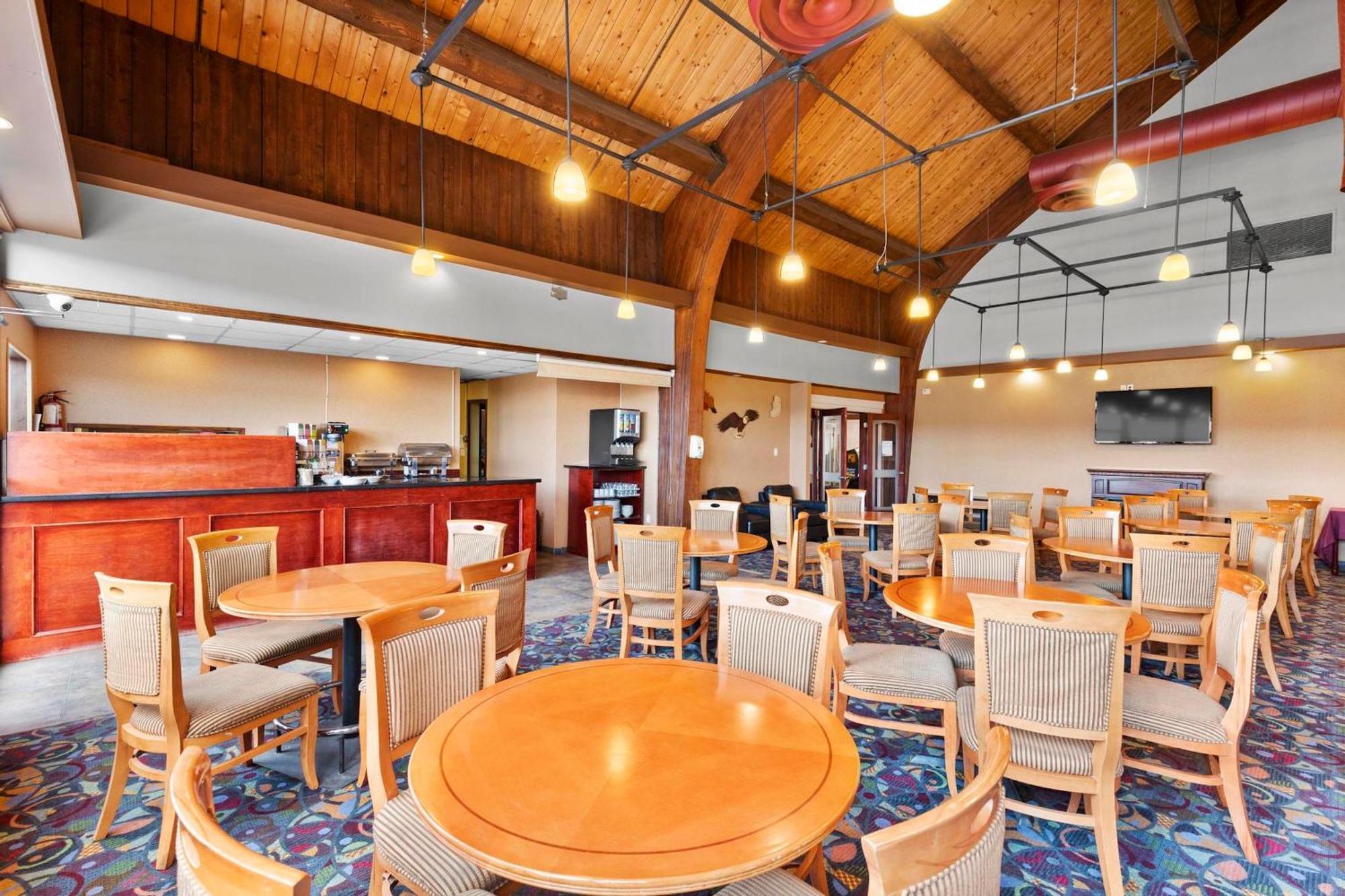 Coast Fraser Inn Williams Lake Exterior foto